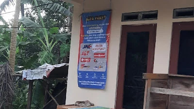 JNE, J&T, Ninja Ekspres, Anteraja, Lion Parcel, Indah Cargo, Sentral Cargo, Si Cepat