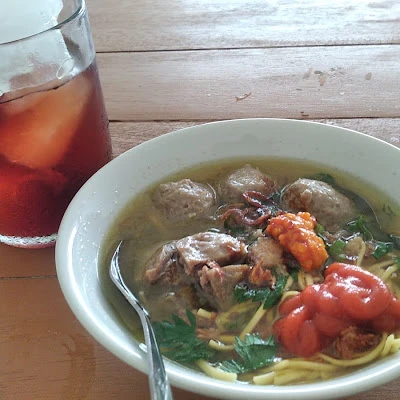 Soto dan bakso kelingan