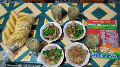 Bakso dan mie ayam 3 sodara