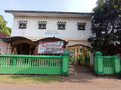 Pondok Pesantren Raudlatul Huda Adipala
