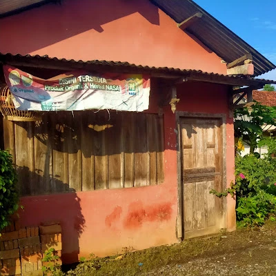 WARUNG BU TWEN