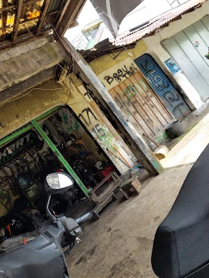 Bengkel motor didi