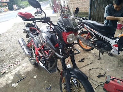 Bengkel Agung Las