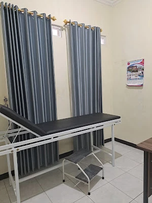 Praktek Dokter dan Rumah Khitan Kareem