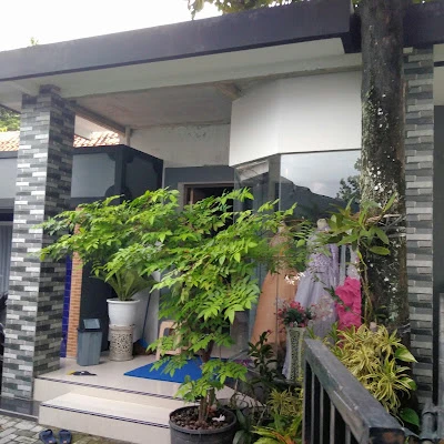 Vita Wedding org. (Jasa Rias Pengantin dan Dekorasi Pelaminan Profesional)