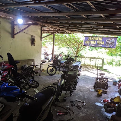 Bengkel Motor Pak Prayit