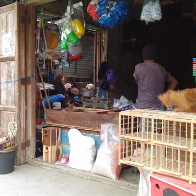 Toko pakan burung .sangkar dll