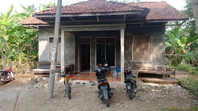 RUMAH ZARWO