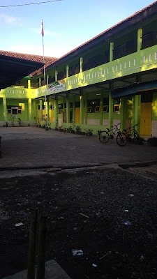 MI Negeri Sikanco