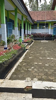 SD Negeri 4 Kalisalak