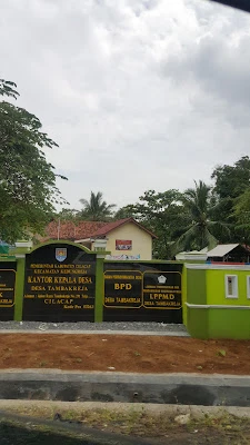 Balai Desa Tambakreja