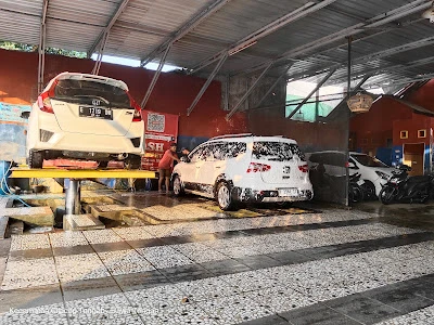 Rare Car Wash