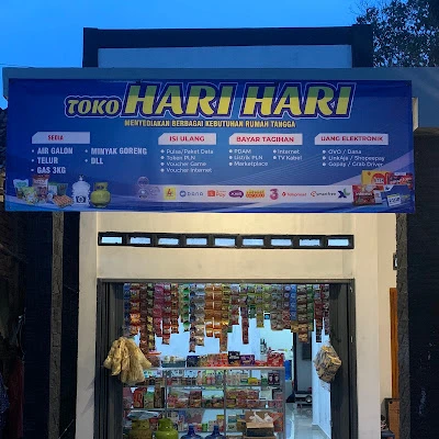 Toko Kelontong Pal Tiga Mbah Triman