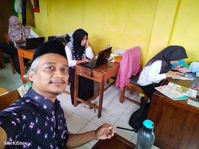 Klinik Bidan Komsiyati