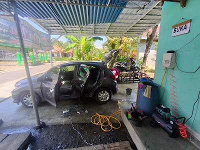 STEAM CUCI MOTOR MOBIL DOA IBU