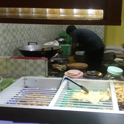 Warung Sarinah