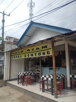 Empal Gentong & Soto Ayam Ibu Rumi Pangandaran