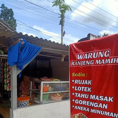 Warung Lotek Kanjeng Mamih