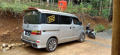 Sugi Cs travel