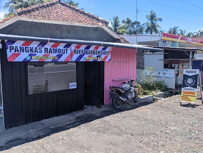 Pangkas rambut Riff barbershop