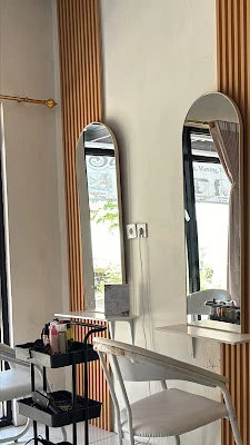 Flash Salon Padaherang