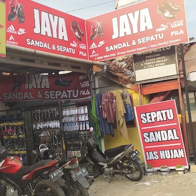 Yuli sandal dan sepatu