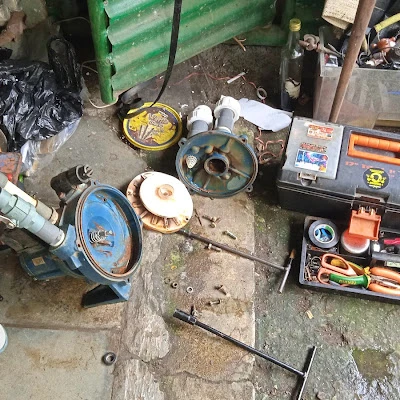 Jual beli rongsok bekas