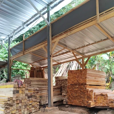 pabrik kayu salwin