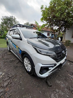 Rendi Mbois Tour And Travel