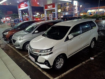 RENTAL MOBIL 77
