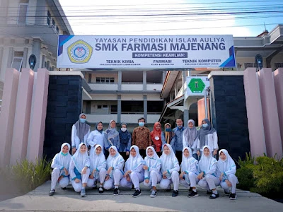 SMK Farmasi Majenang Cilacap