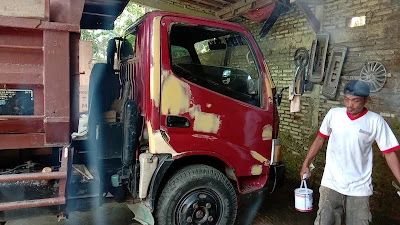 Nayaka Bengkel Cat Mobil