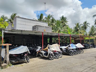 Parkiran motor siswa-siswi MTSN 3 Cilacap