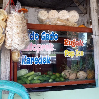 Warung "Gado-Gado"
