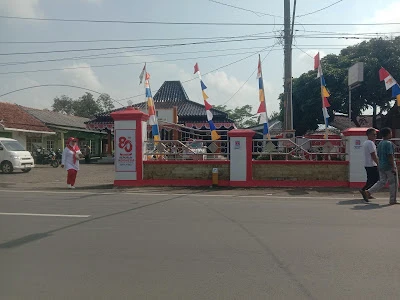 Balai Desa Adipala