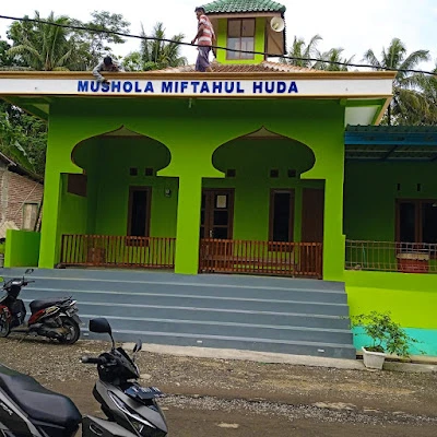 Mushola Miftahul Huda