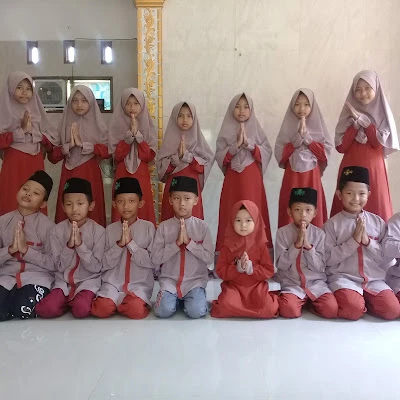 MUSHOLA KEMBAR NURUL HUDA