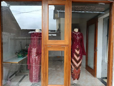 " Laras " Tailor's Touch
