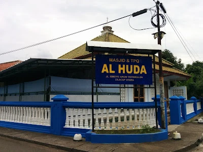 Masjid & TPQ Al Huda