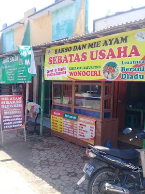 Bakso & Mie Ayam Sebatas Usaha