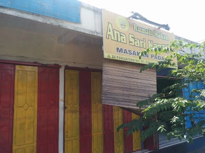 Rumah Makan Ana Sari Kapau 2