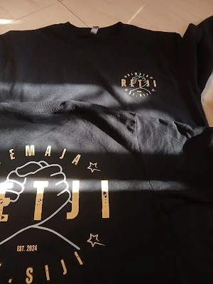 Dezu Clothing and Print