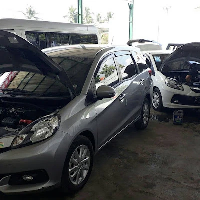 Bengkel Mobil. Upsmkpdh