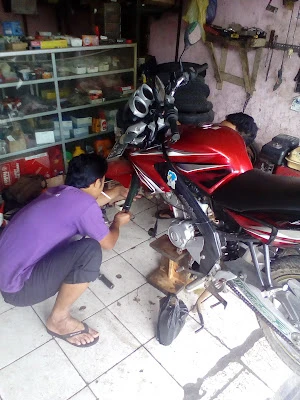 Bengkel Hikmah Motor