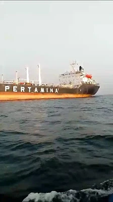 Bengkel las prahu dan bengkel motor