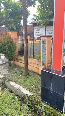 Balai Desa Grecol