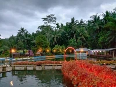 Wisata Keluarga Taman Sawah Ijo