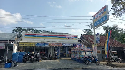 Indomaret Soekarno Hatta Karangmanyar