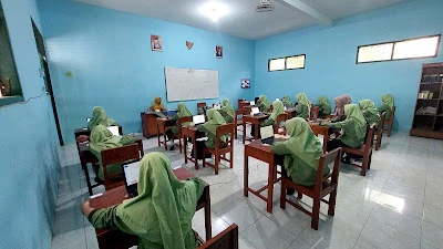 SMP Tahfidh Al Hidayah