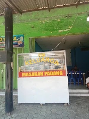 Rm keluarga masakan Padang